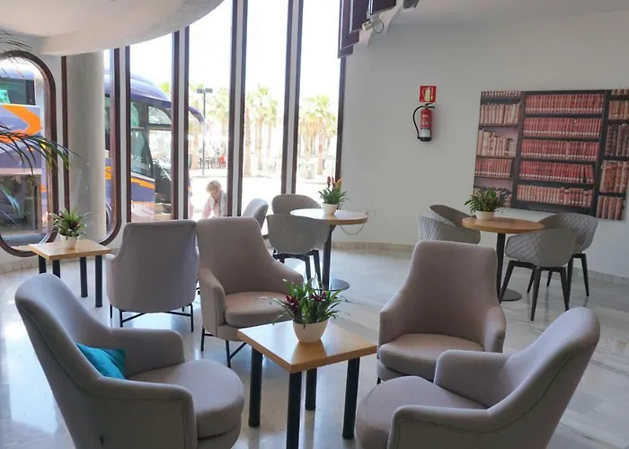 Beachfront In With Sea Views Appartement Fuengirola